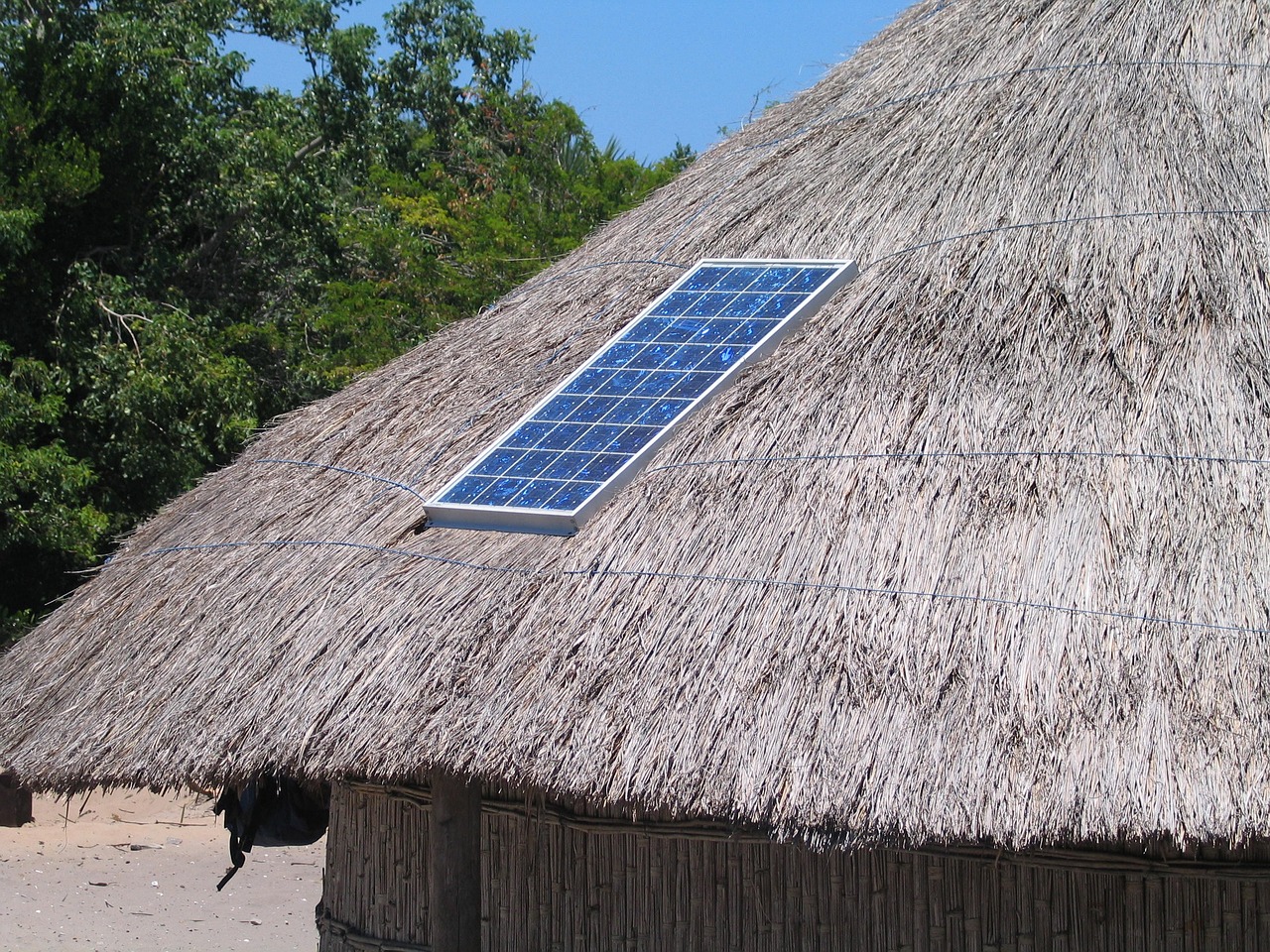 panneaux solaire huttes